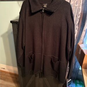 Women’s Black Zip-Up Sweater